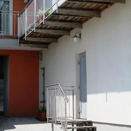 Ferienhof Weingut Lunzer Gols Exterior photo