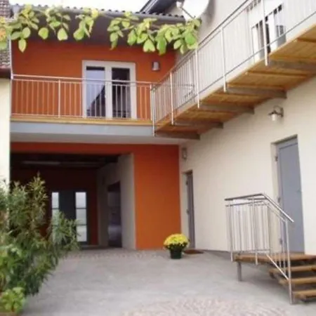 Ferienhof Weingut Lunzer Gols Exterior photo