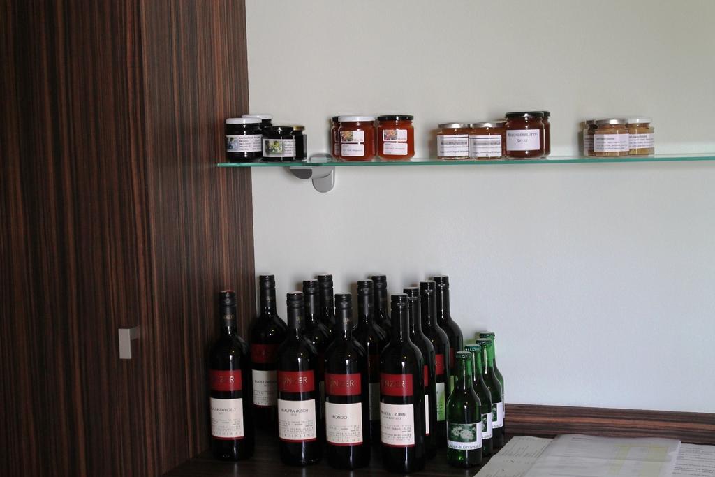 Weingut Lunzer Apartment *